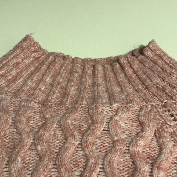 🔥SALE🔥 A New Day Cable Knit Sweater - Picture 4 of 7